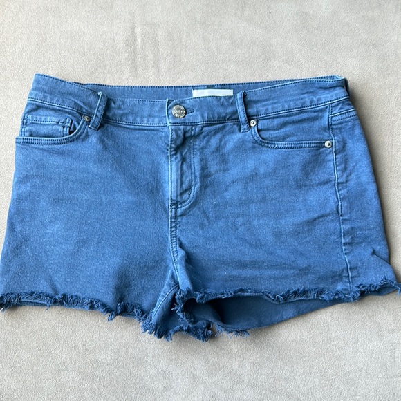 Loft raw hem colored denim shorts size 8/29 B18 - Picture 1 of 10